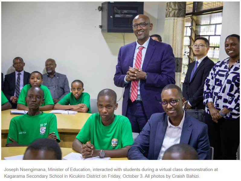 Joseph Nsengimana, Minister of Education, interacted with students during a virtual class demonstration at Kagarama Secondary School in Kicukiro District on Friday, October 3. All photos by Craish Bahizi.
